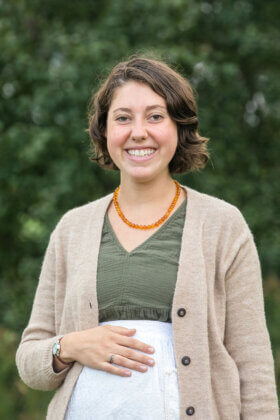 Charlotte Hoppe : Rainbow Room Kindergarten Lead Teacher