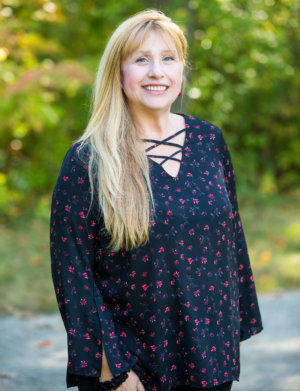 Eileen Markland : Music Director